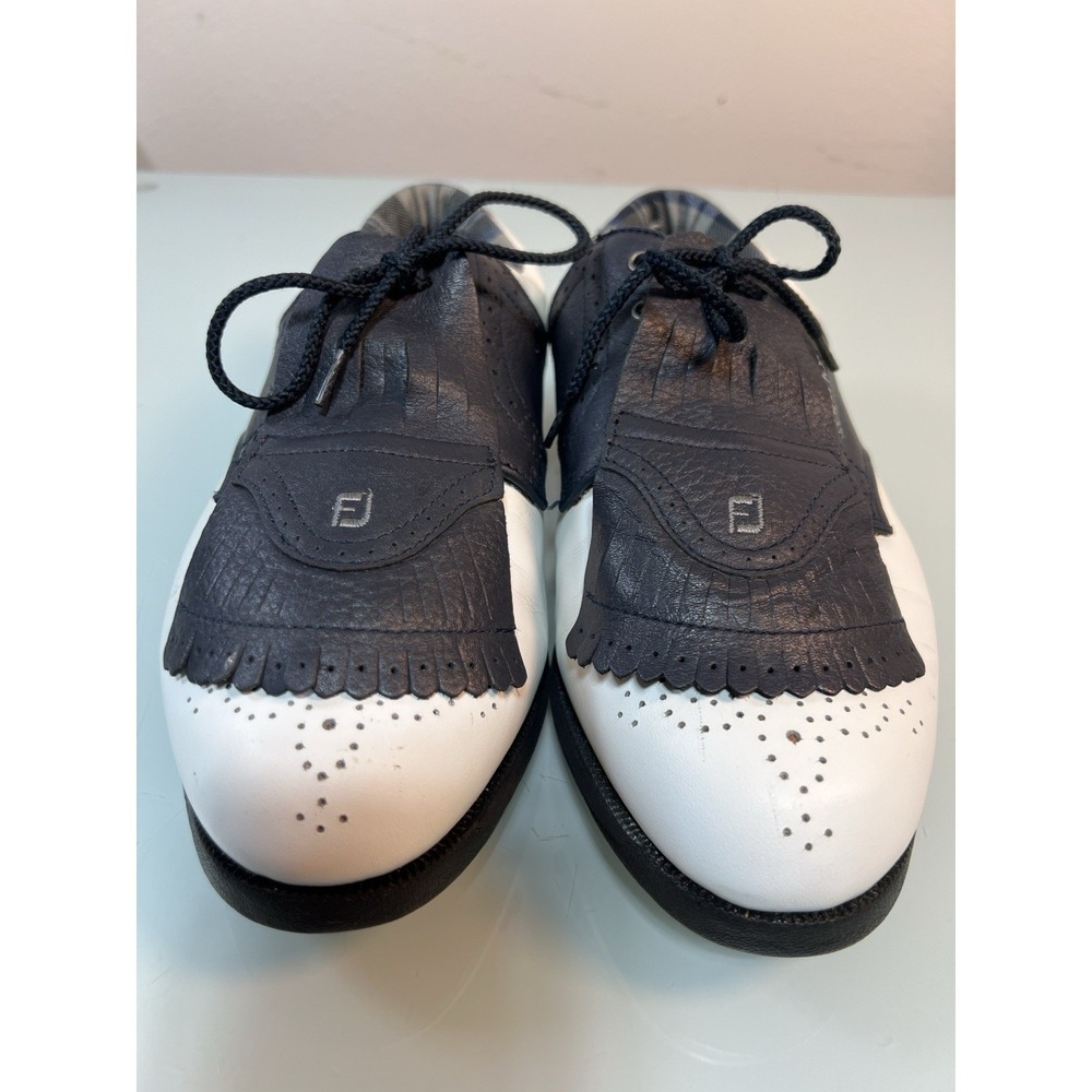 FootJoy Golf Shoes Men's 9W White Black Saddle Kiltie Classic Spikes - Picture 2 of 12